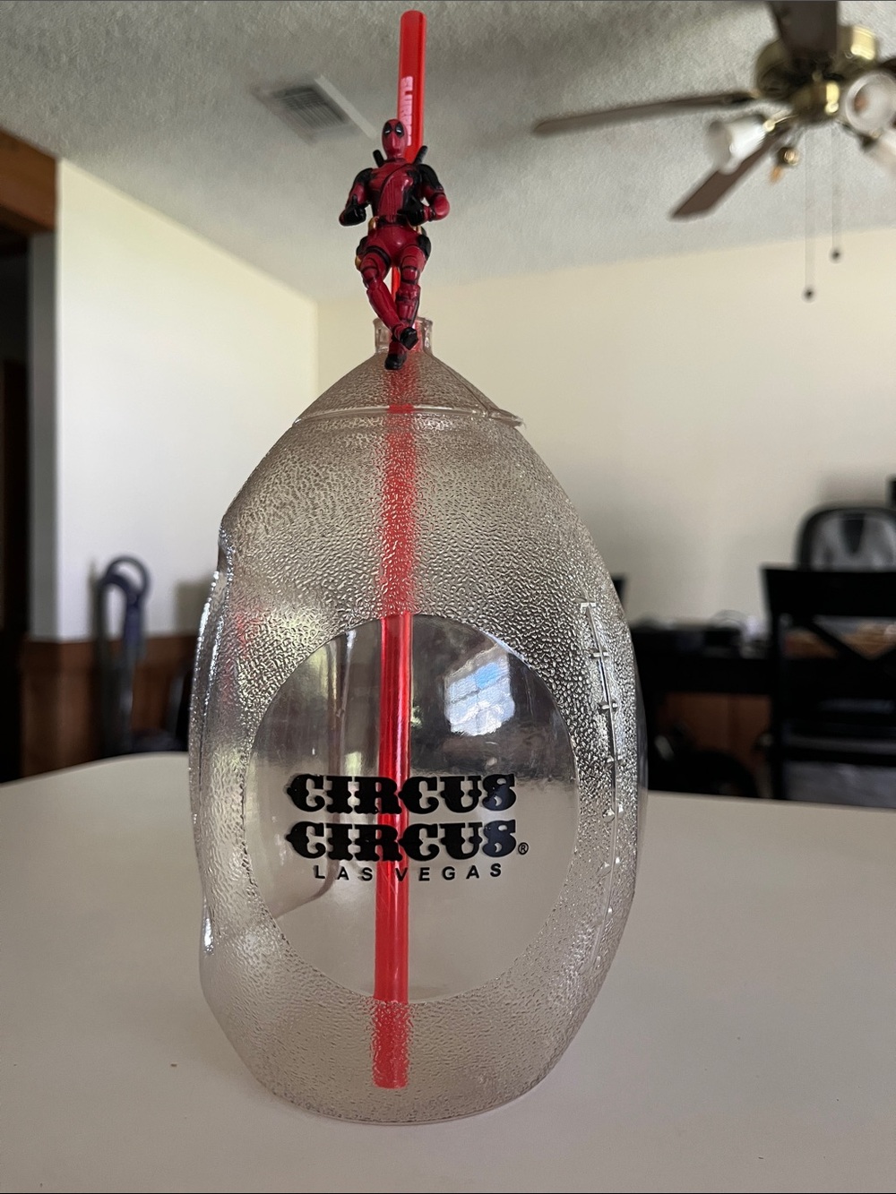 Circus Circus Las Vegas drinking mug. 45oz.